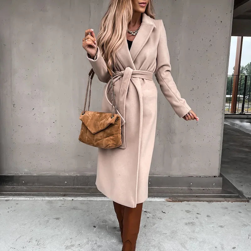 Valya | Maßgeschneiderter und eleganter Wintermantel