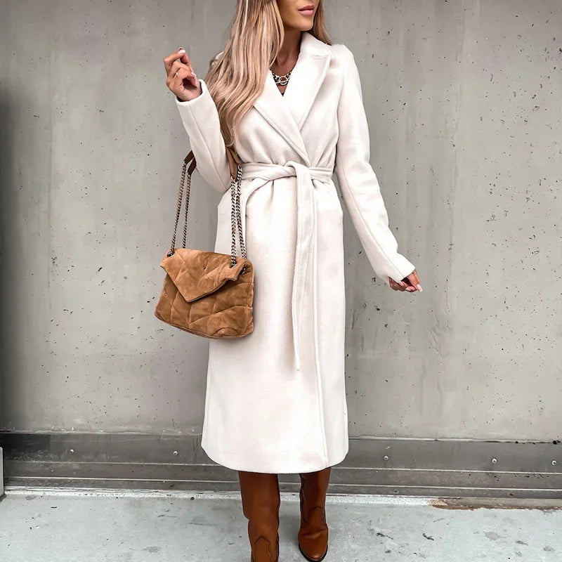 Valya | Maßgeschneiderter und eleganter Wintermantel